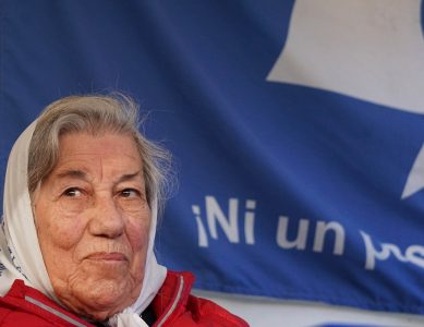 Pina y Carmen, Madres de Plaza de Mayo.